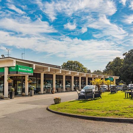 Britannia Leeds Bradford Airport Hotel Bramhope Exterior foto
